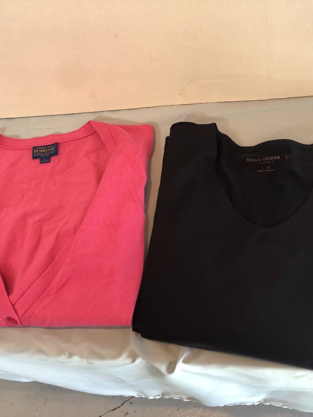 LOT of 2 LARGE Tops Pendleton Pink 3/4 Sleeve Cardigan & Susan Graver Black Knit